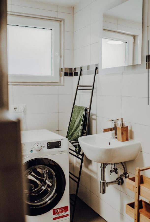 Mayen, Baeckerstr, Privatzimmer Nr1, Innenstadt, Naehe Nuerburgring & Burg Eltz, Gemeinschaftsbad エクステリア 写真