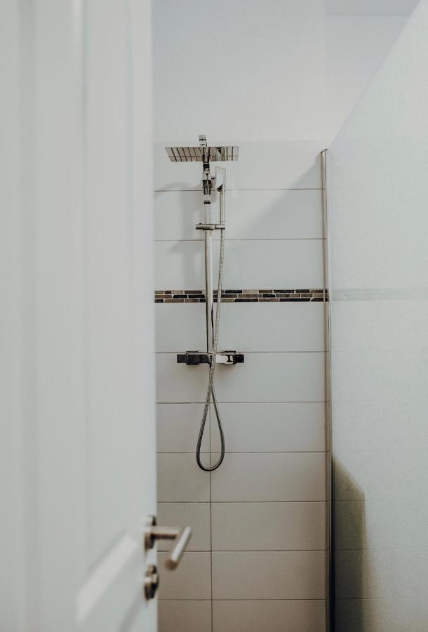 Mayen, Baeckerstr, Privatzimmer Nr1, Innenstadt, Naehe Nuerburgring & Burg Eltz, Gemeinschaftsbad エクステリア 写真